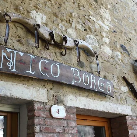 Antico Borgo 4*